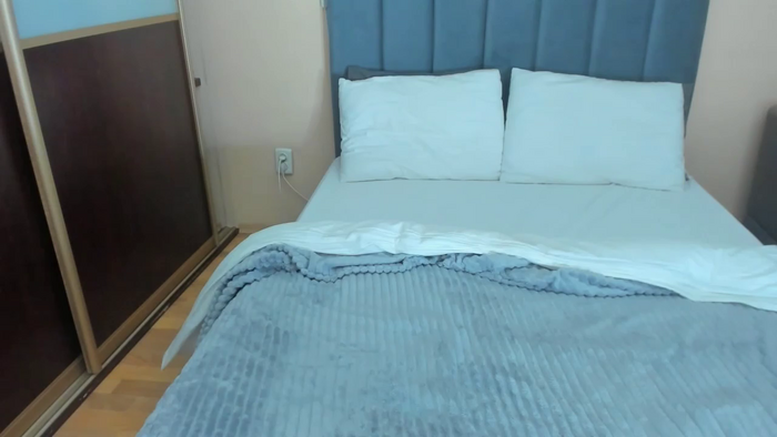 Mimi_Mira