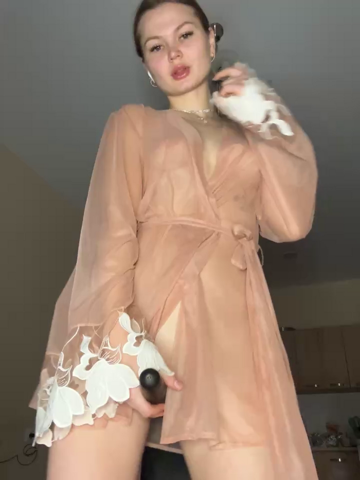 NickiLike