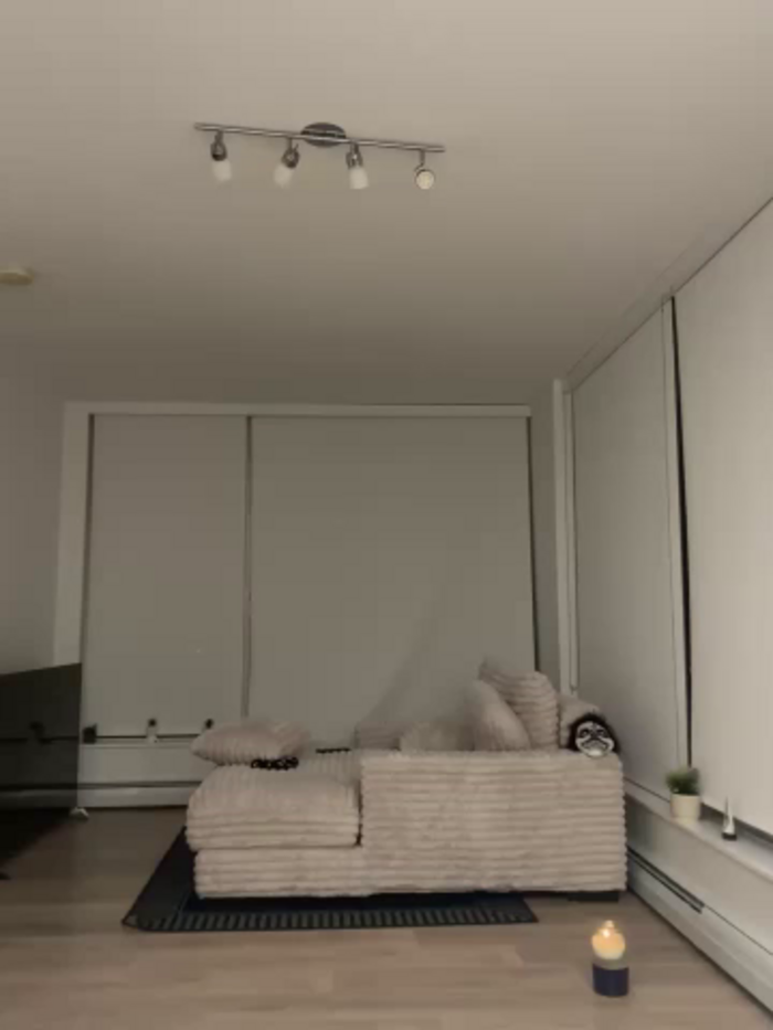 jAsMinE678