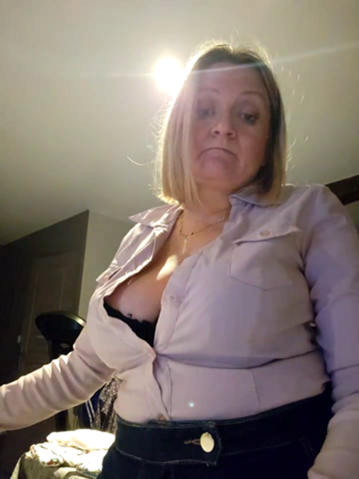 lady_charlyne