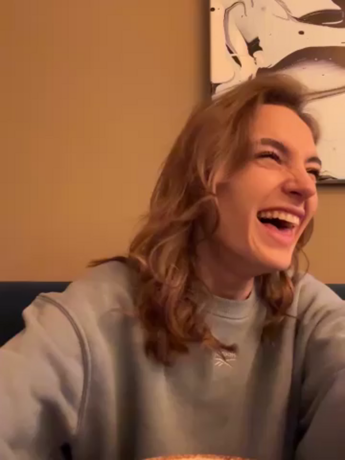 -AngelAri-