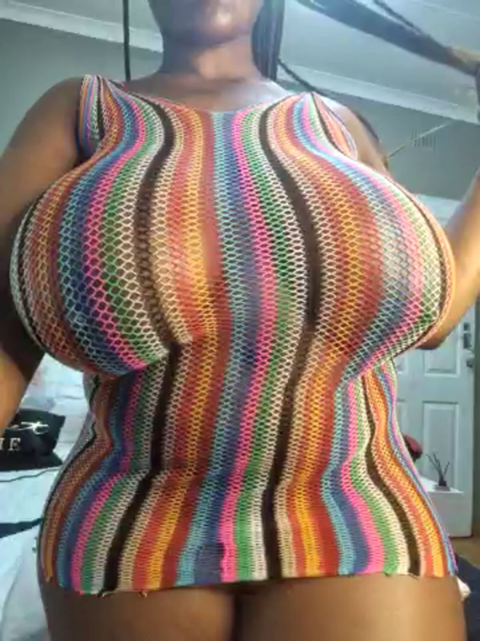 Bustygoddess32