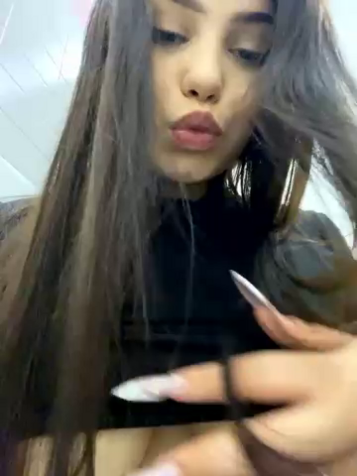 Chloe__Moon