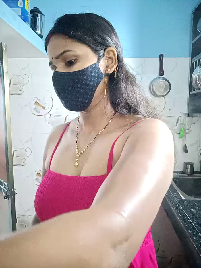 Sexy-cpl-anu