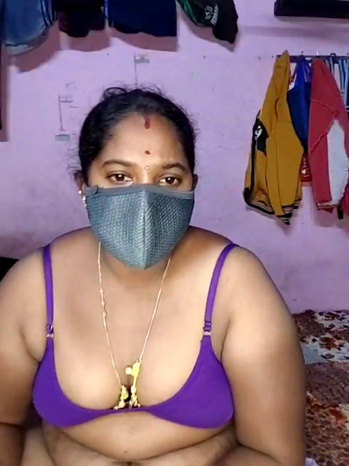 tamilvillagecouple1