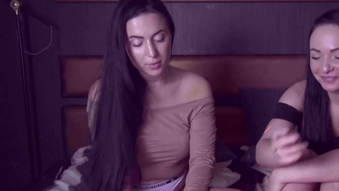 BustyBrunettes