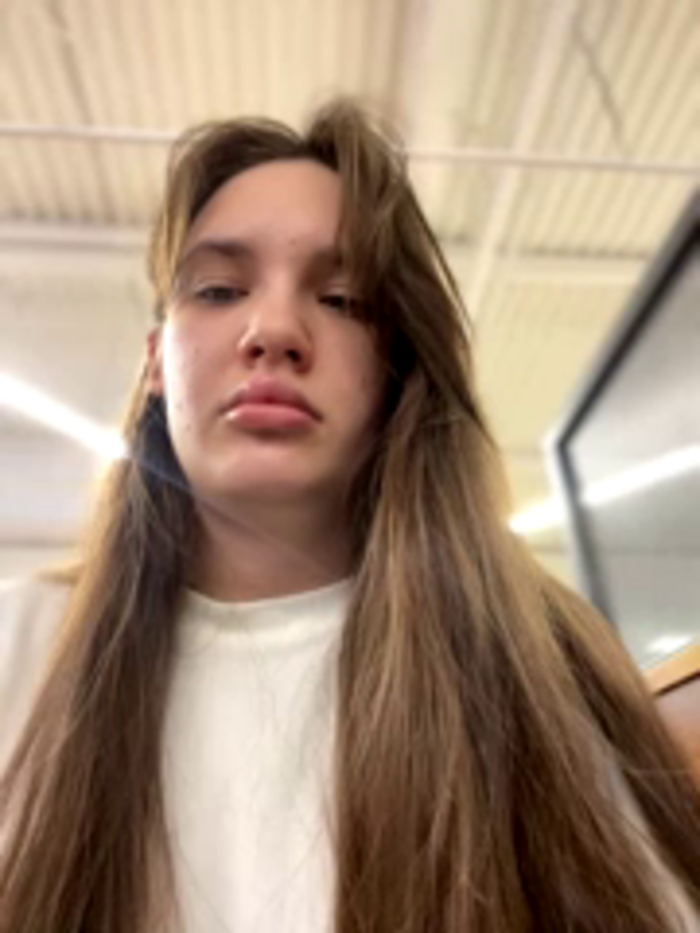 Holly_Molii