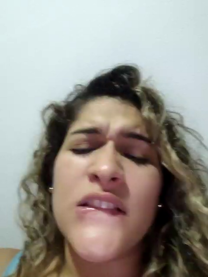 Sara_smiiith211