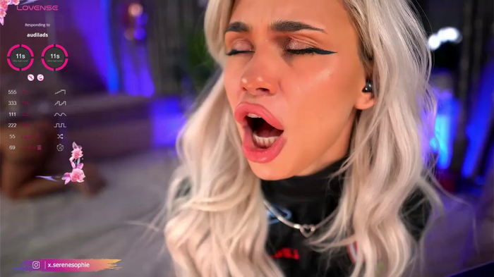 Serene_Sophiex