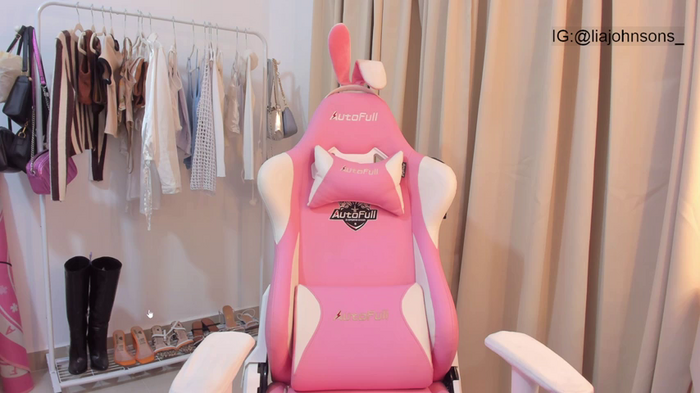 Sweetnaughtygirl_