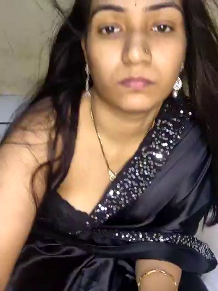 SexyIndianCouple