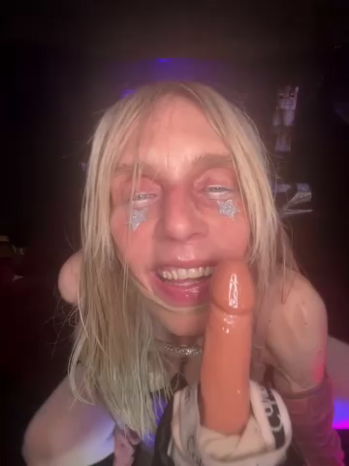1NikiVegas