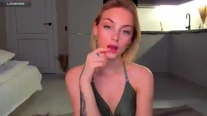 2024/11/28/stripchat-pretty_girlnextdoor-13-26-42
