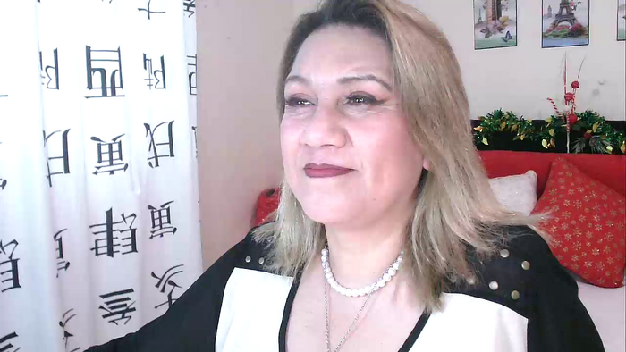 yayita_mature