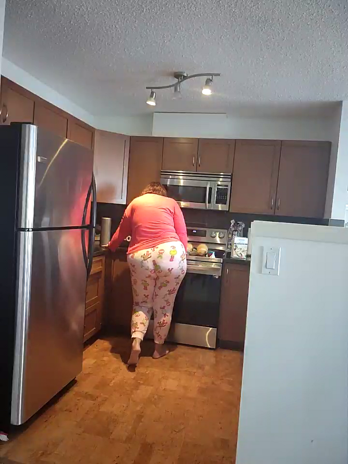 Canadian_BBW