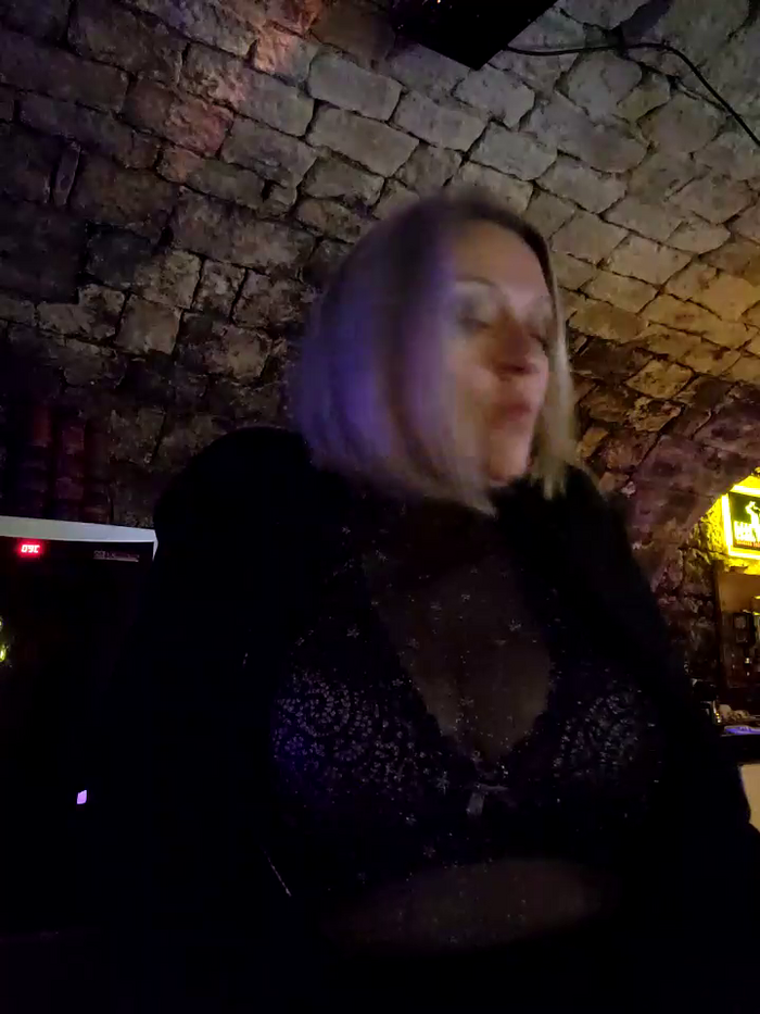 lady_charlyne