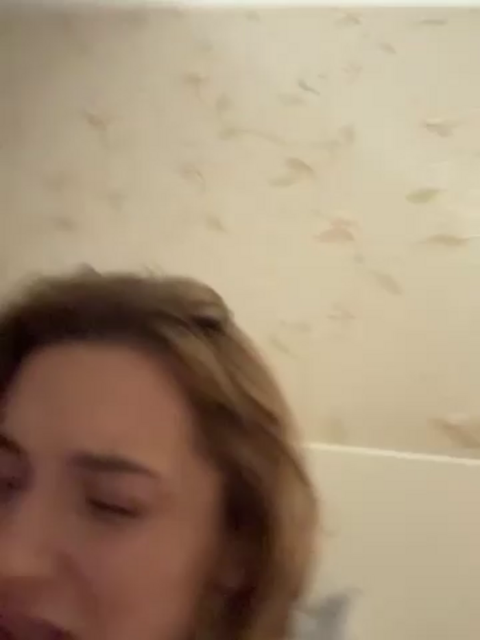 -AngelAri-