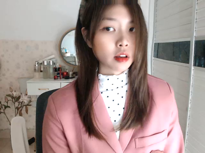 -Lucky_Girl