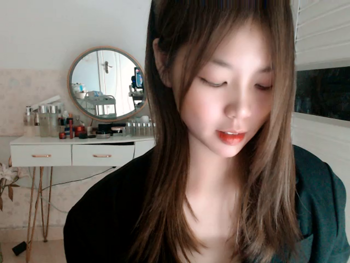-Lucky_Girl