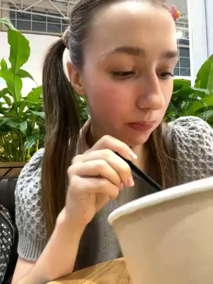 Lia__Love