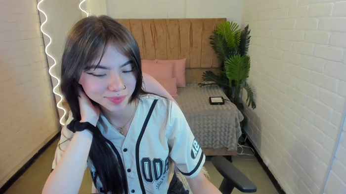 Roxanne_tay