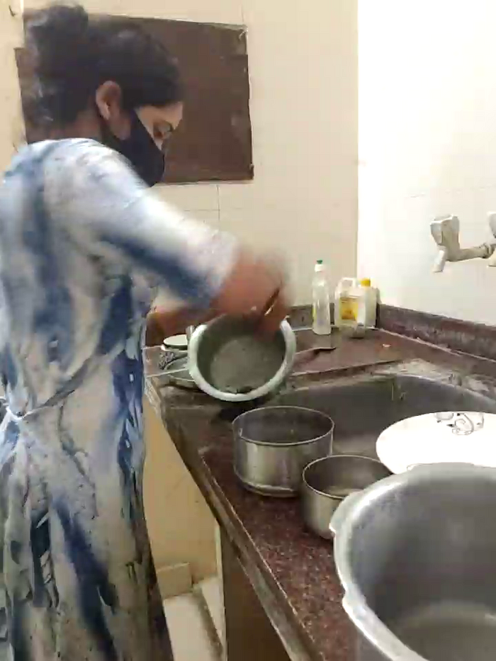 DesiRiya77