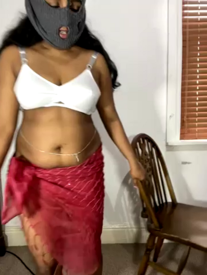 MalluArathyNambiar