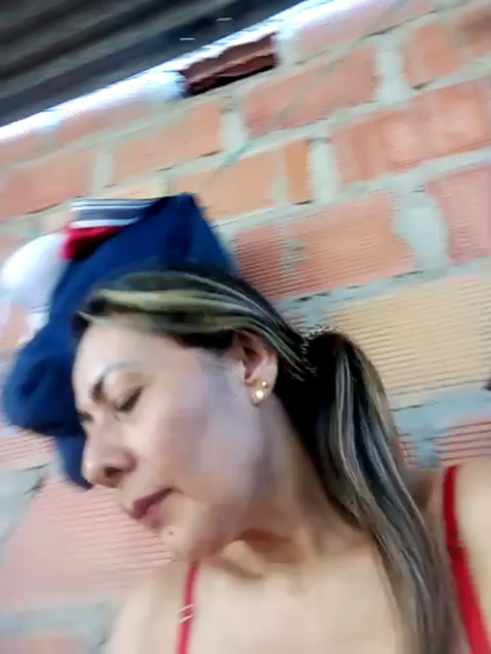 Mia-funny20