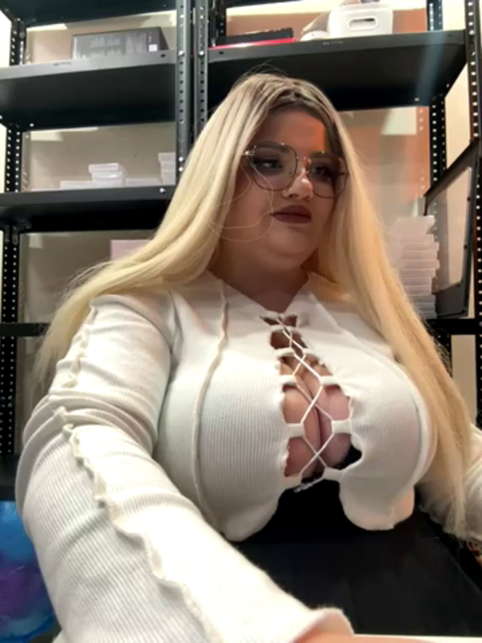 VladaWhite
