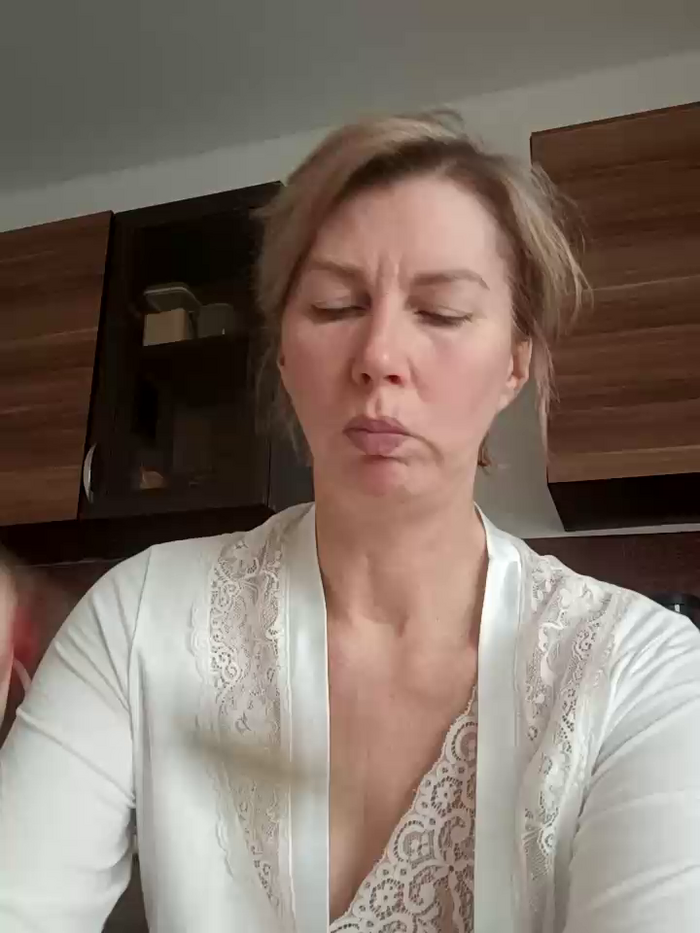 stellahere8