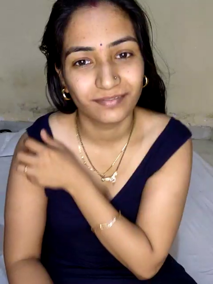 SexyIndianCouple