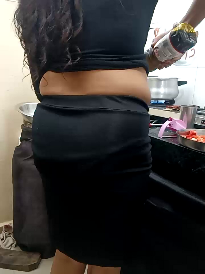 kaamuk_shweta