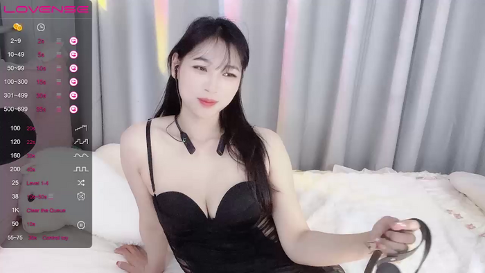 -Jolene-688-