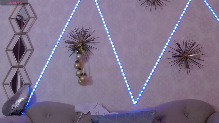 BustyEva_