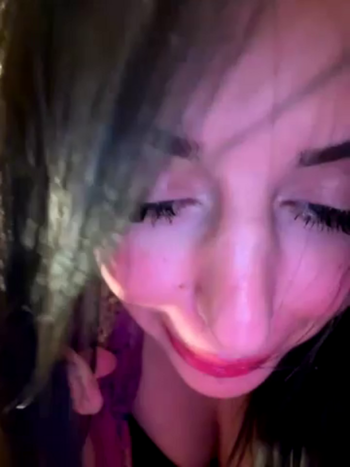 Hot_malak