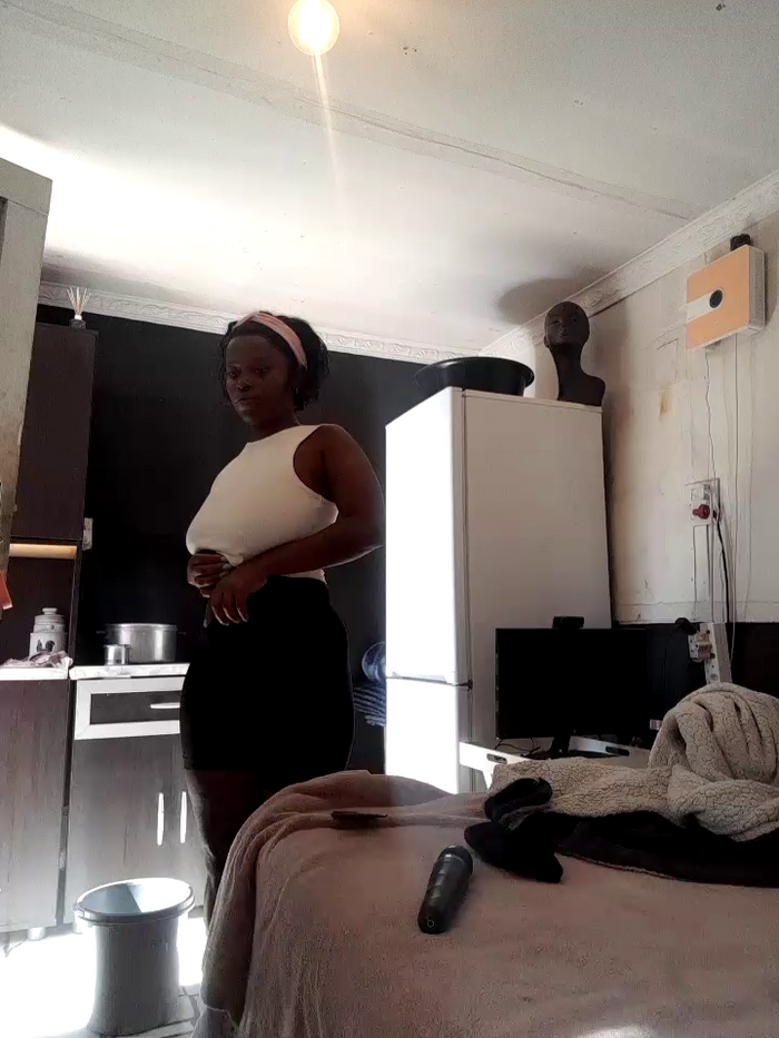 NUBIANZANELE
