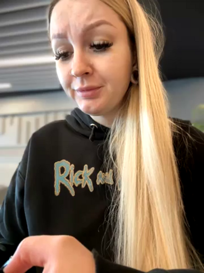 Teya_moon_