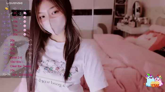 -Lucky_Girl