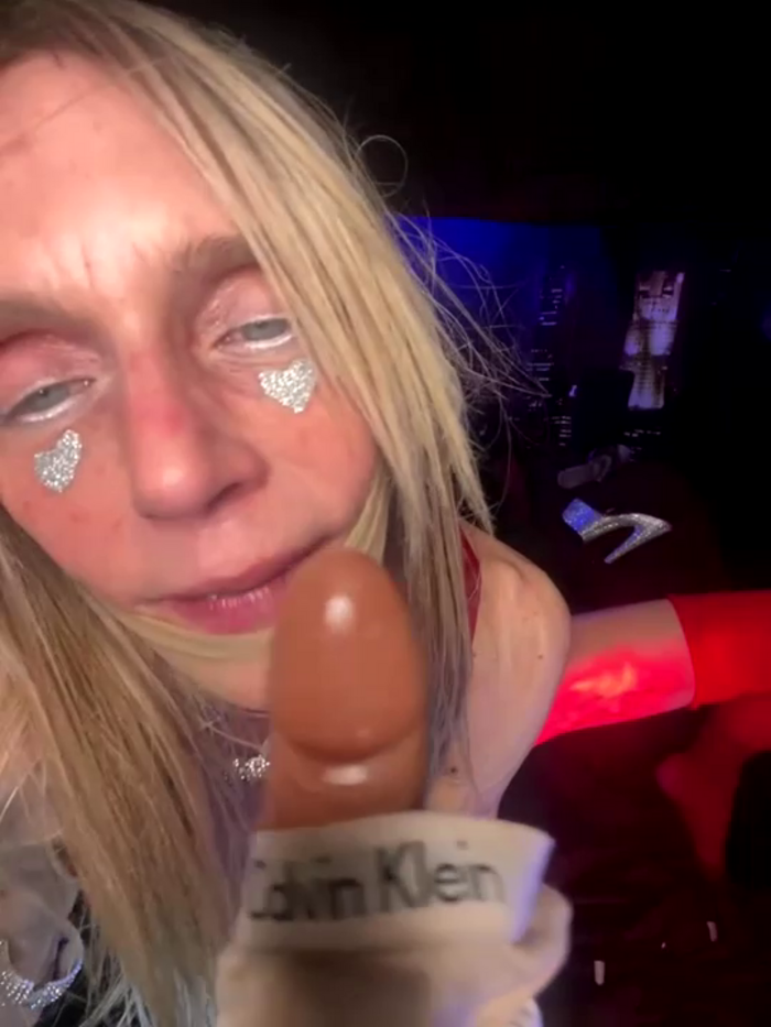 1NikiVegas