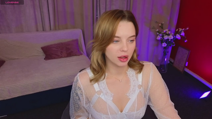 Alicia-Luv