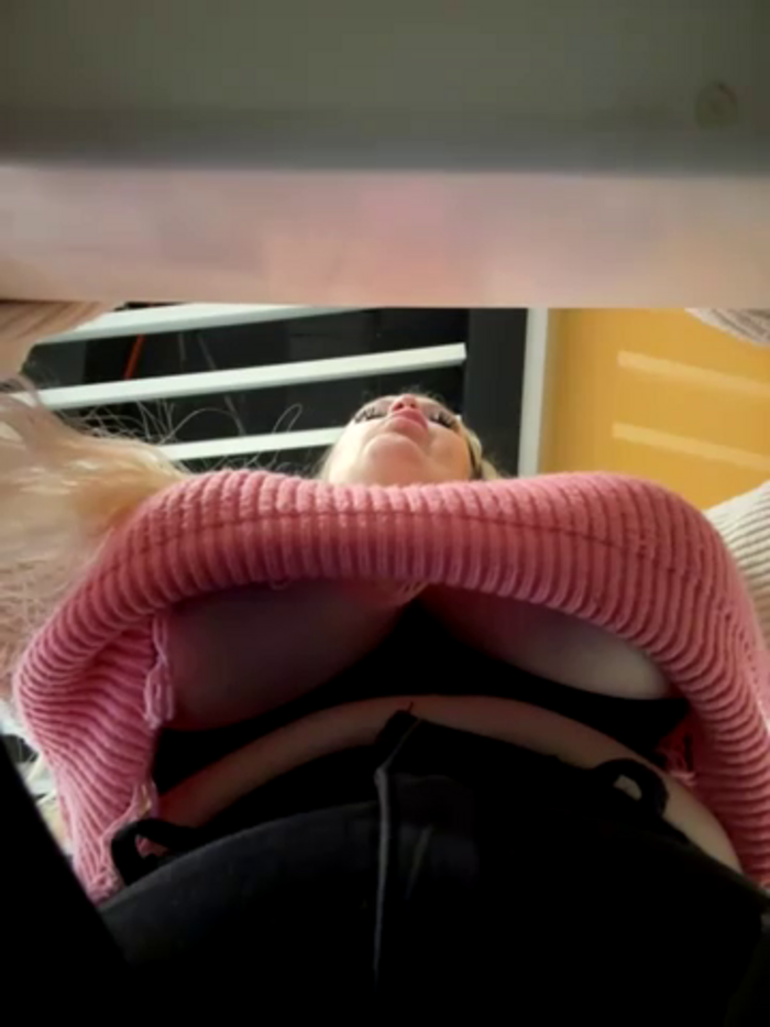 Teya_moon_