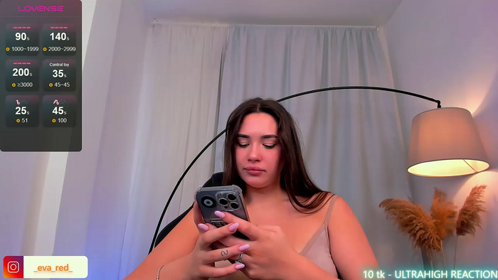 _Eva_Rose_