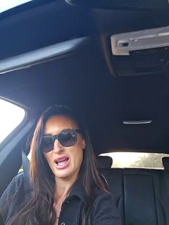 busty-milf-harper