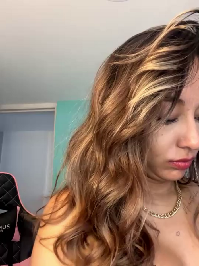 DianaHopson