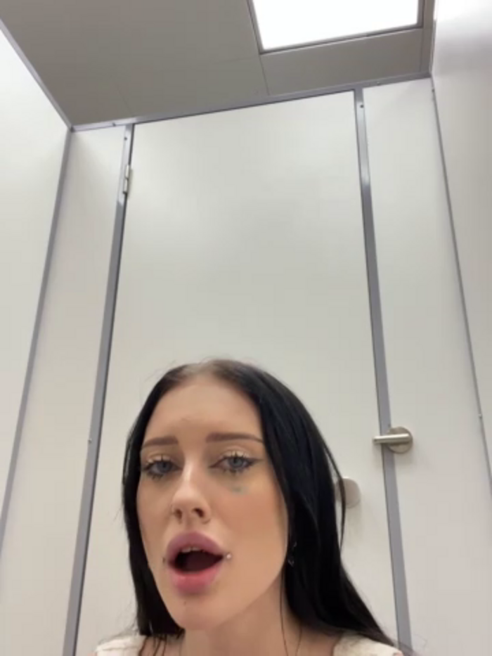 Melissa_crazy