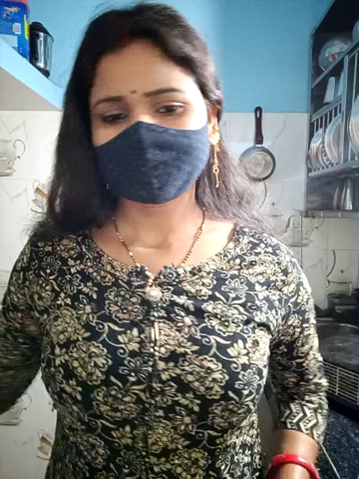 Sexy-cpl-anu