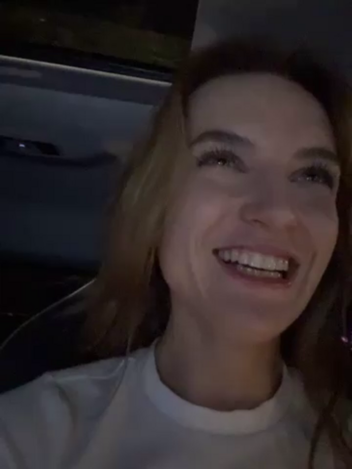 -AngelAri-