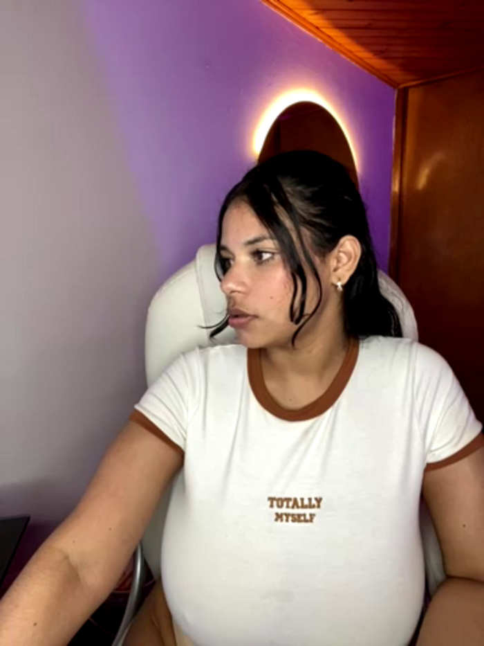 Isabella_boobd