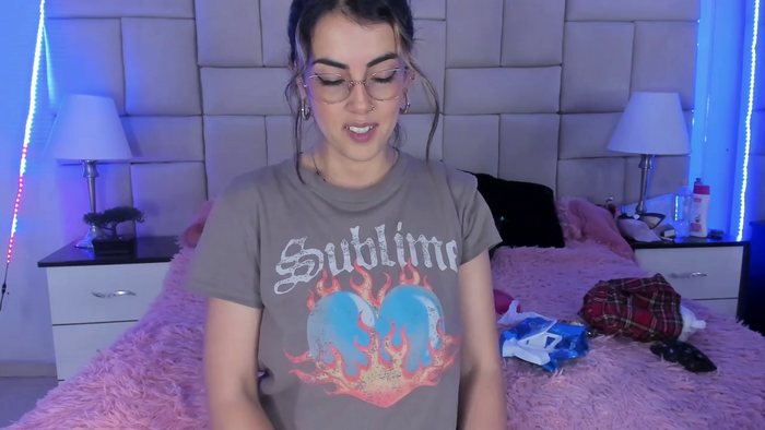 IsisLoveyes_