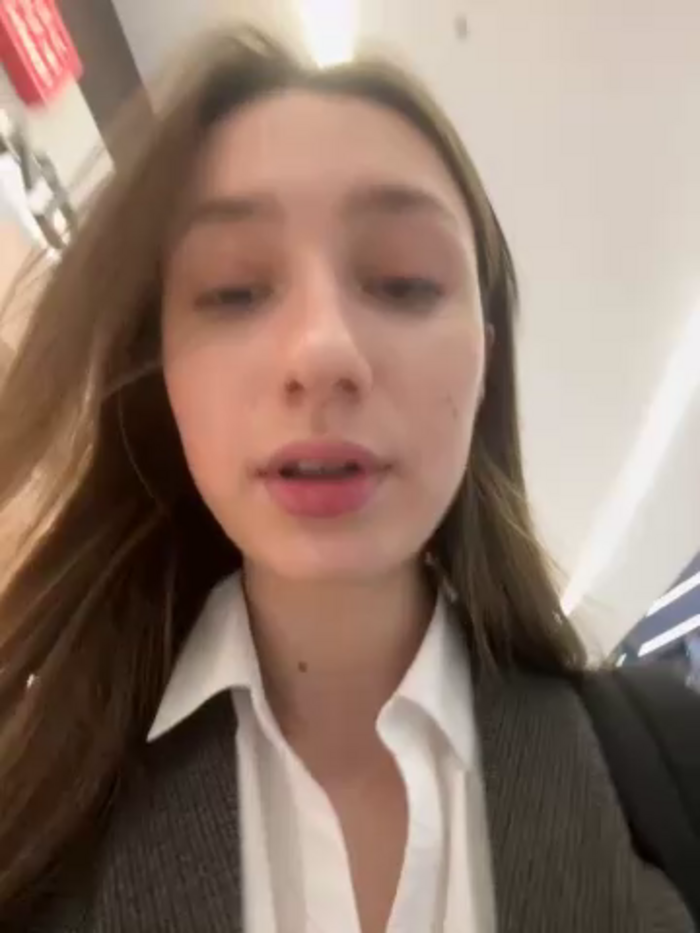 Lia__Love